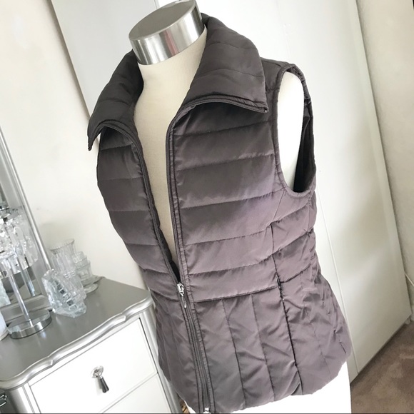 Kenneth Cole Reaction Puffer Vest Jacket Small - Picture 2 of 6